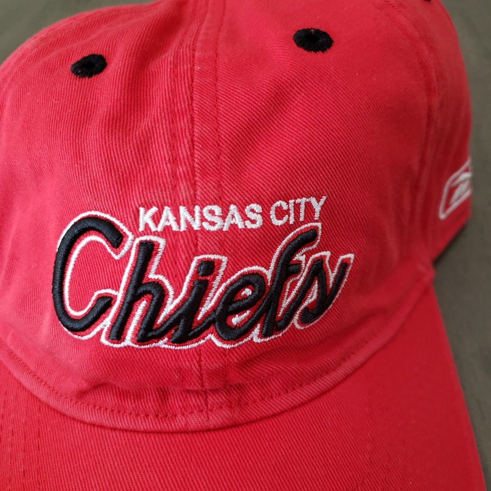 NEW Kansas City Chiefs Hat Cap Adult Strap Back Red NFL Football Reebok Mens - Picture 2 of 7
